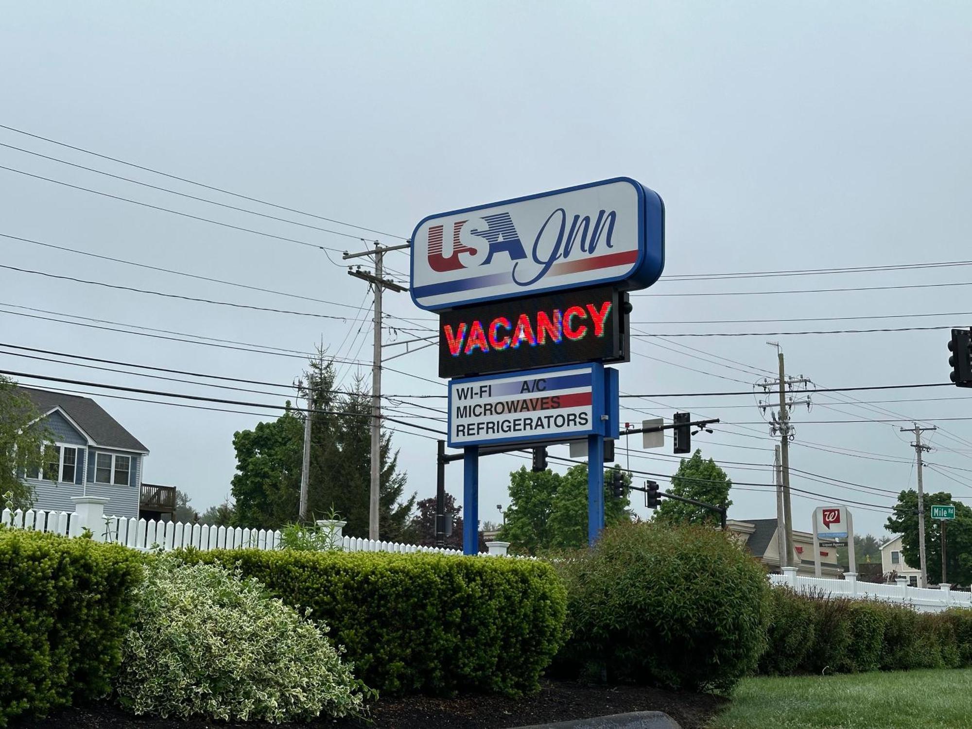 Usa Inn Wells Ngoại thất bức ảnh