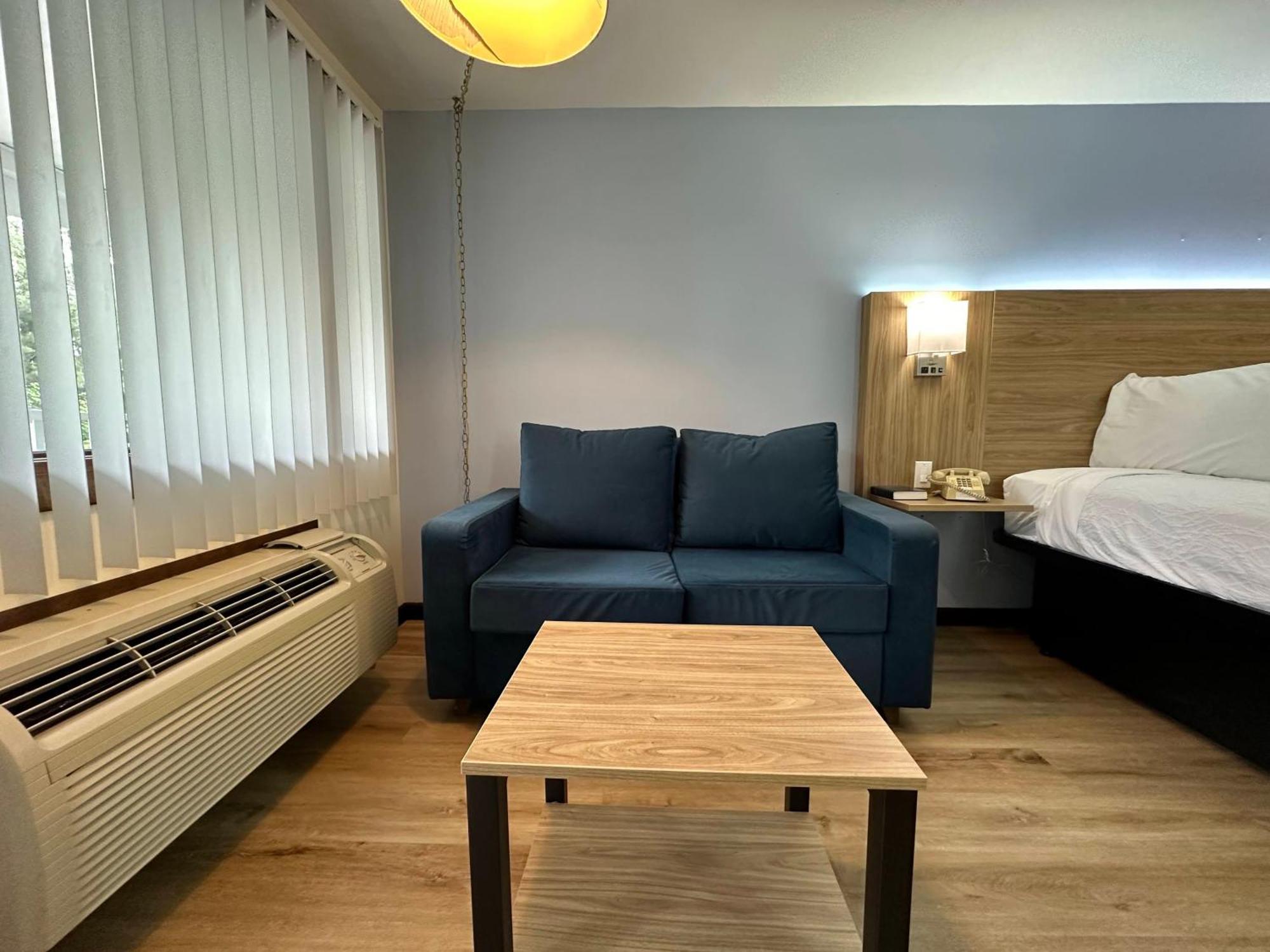 Usa Inn Wells Ngoại thất bức ảnh