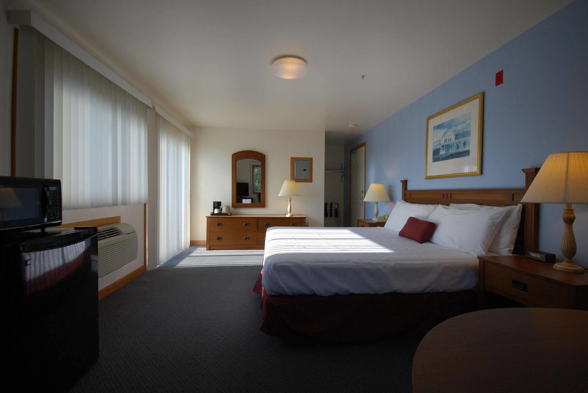 Usa Inn Wells Ngoại thất bức ảnh